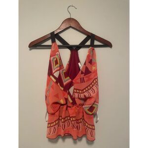 Beautiful ladies top "Papaya" brand size M. Only worn once